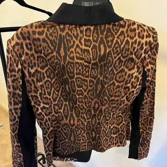 BCBG leopard print blazer - Picture 4 of 4